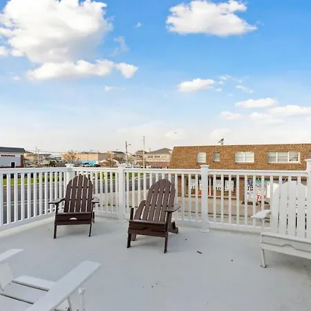 33Rd Unit 3 Beach Bliss Parking Beach 2 Blocks Away